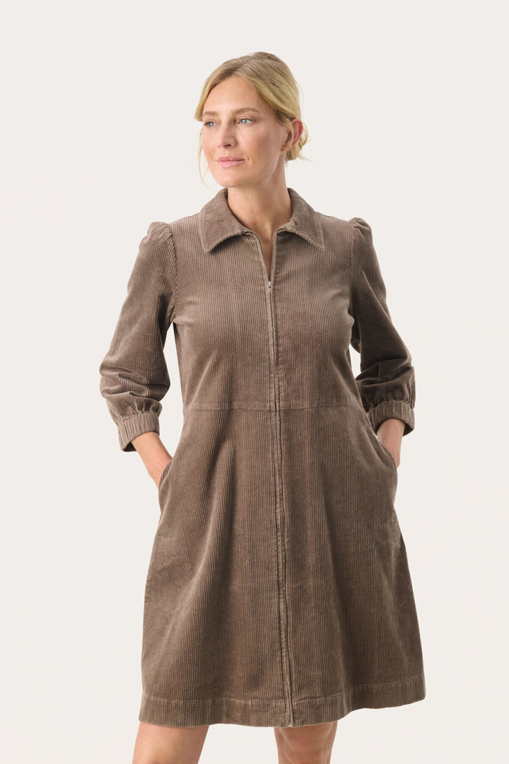 Eyvorspw Dress Walnut