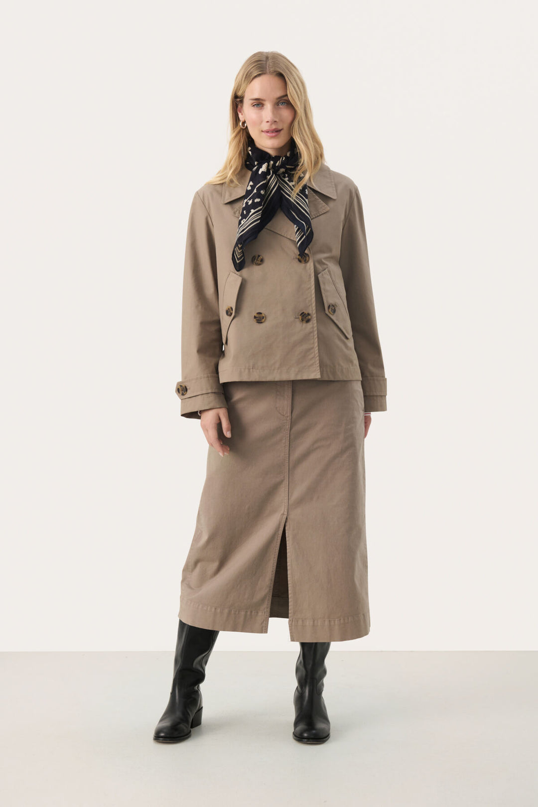 Nellipw Outerwear Desert Taupe