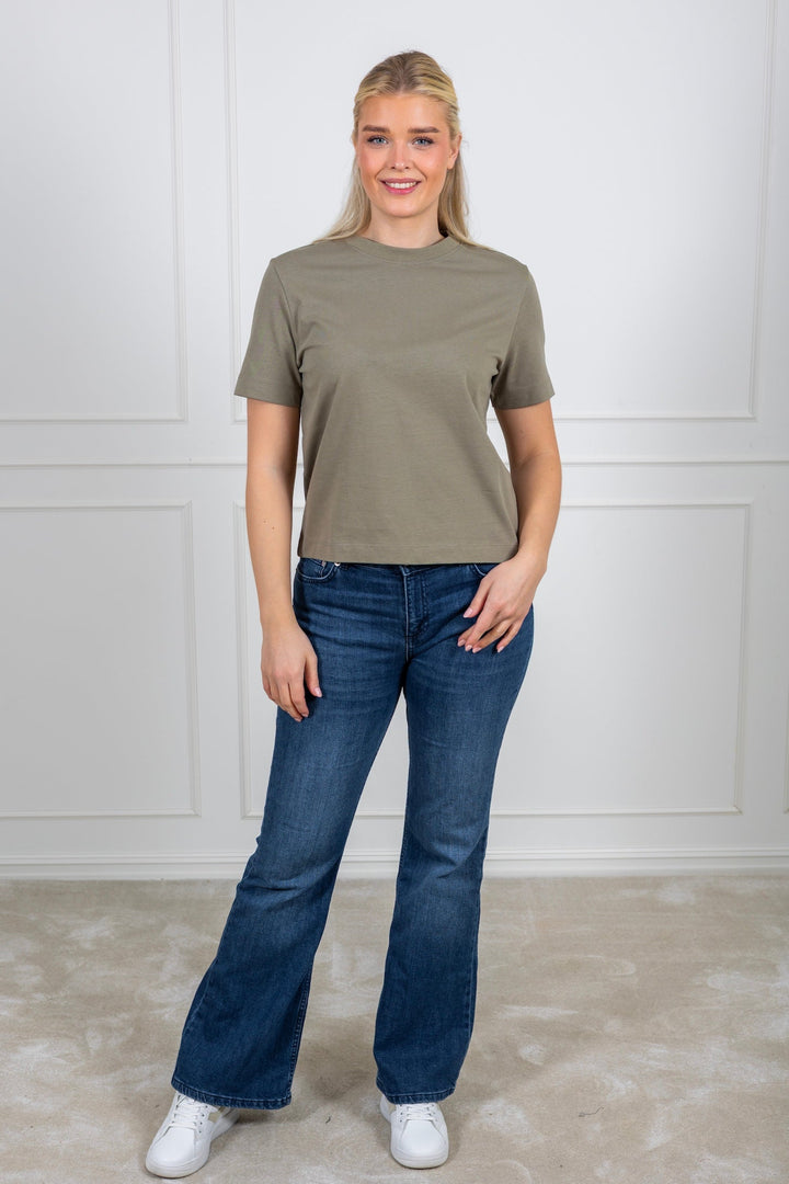 Essential Ss Boxy Tee Vetiver