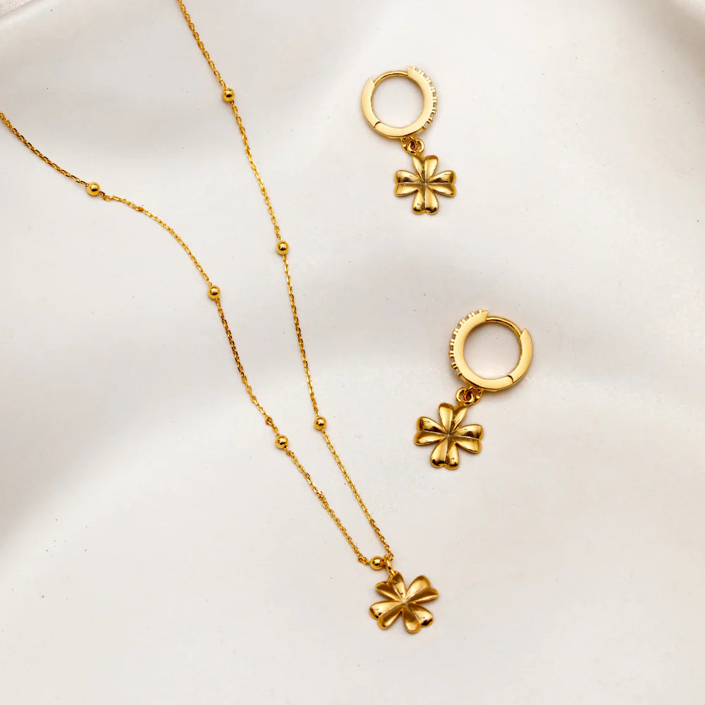 Clover Charm Necklace Pale Gold