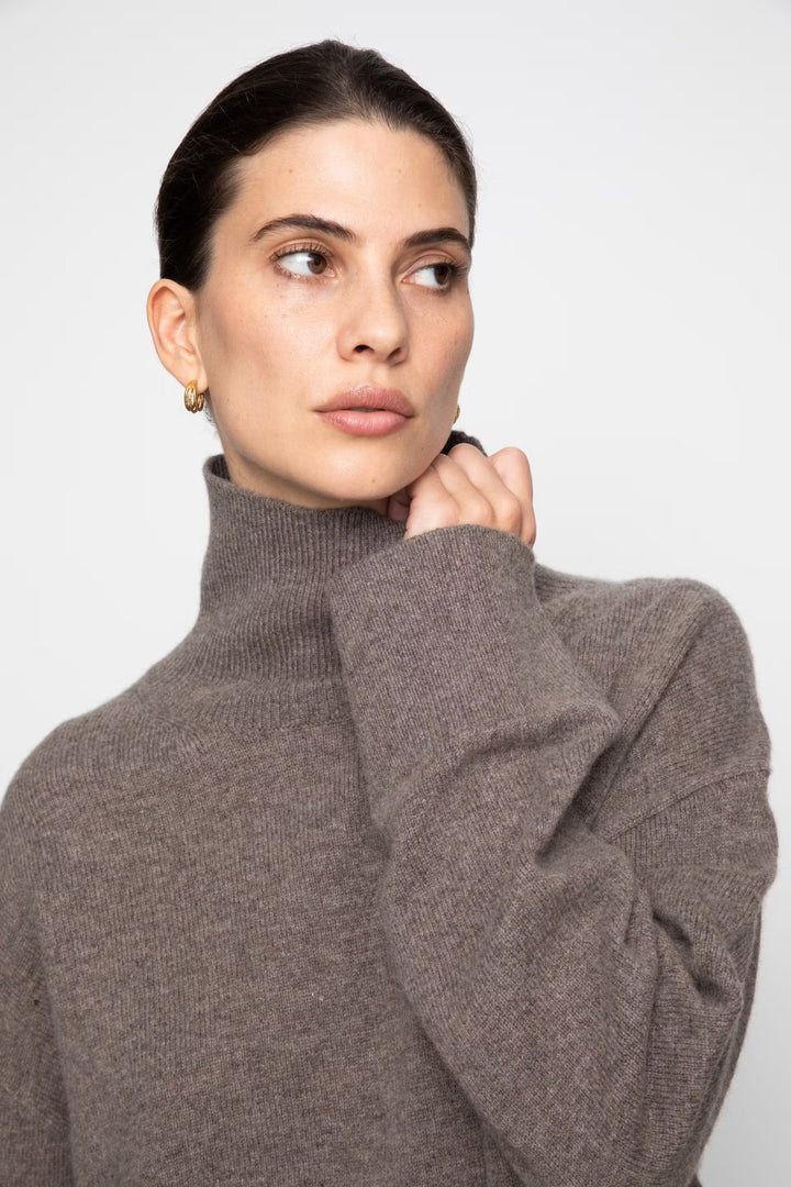 Abigail Knit Dark Taupe | Genser | Smuk - Dameklær på nett