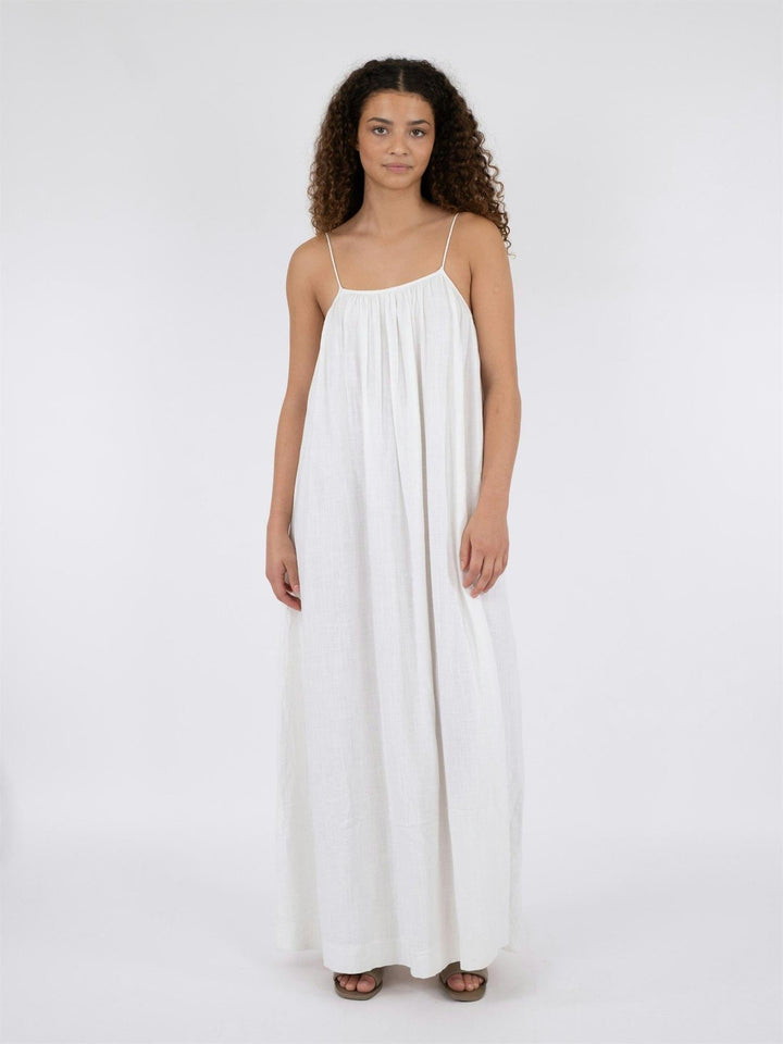 Allie Soft Linen Dress White | Kjoler | Smuk - Dameklær på nett