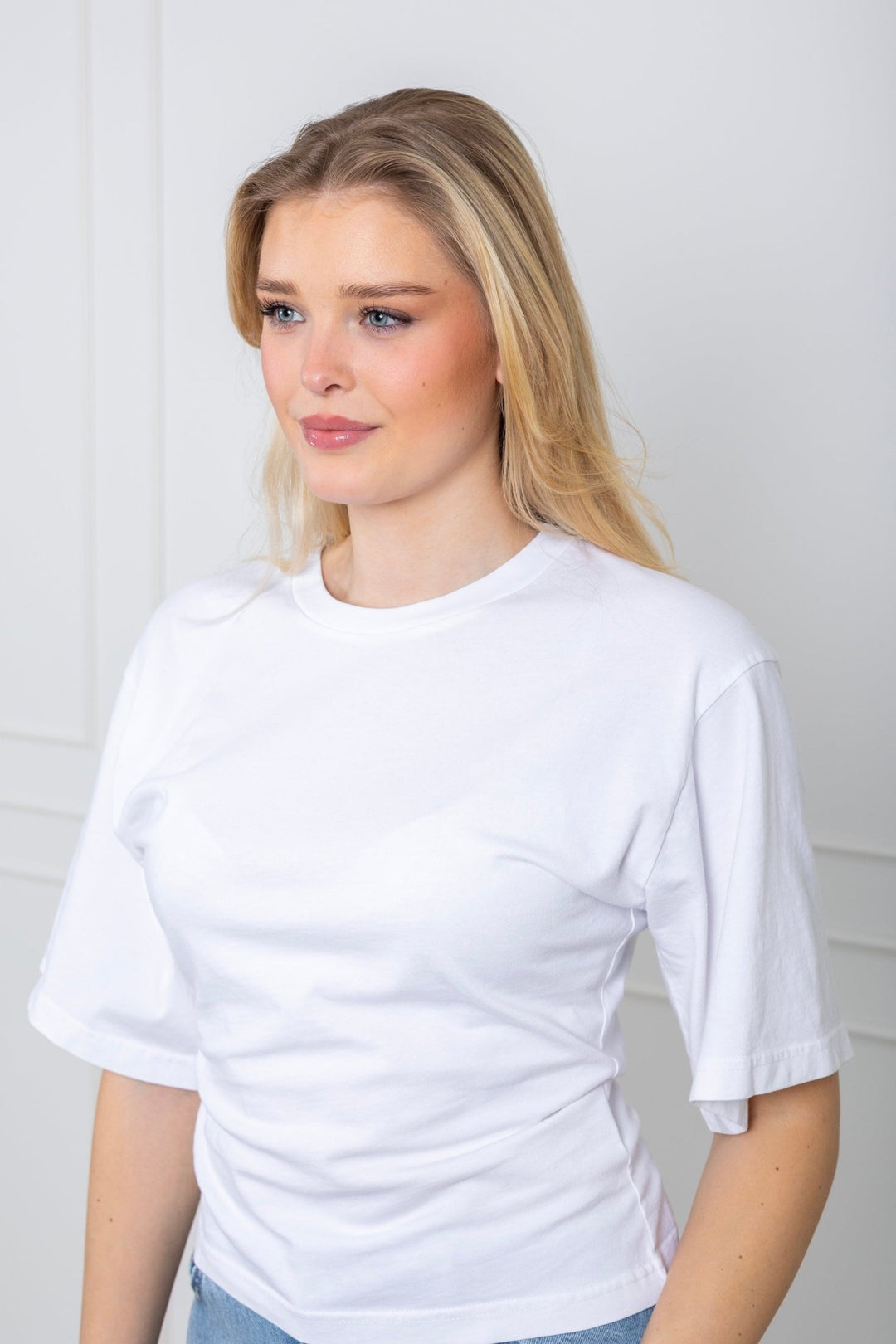 Asha Boxy Tee White | Topper | Smuk - Dameklær på nett