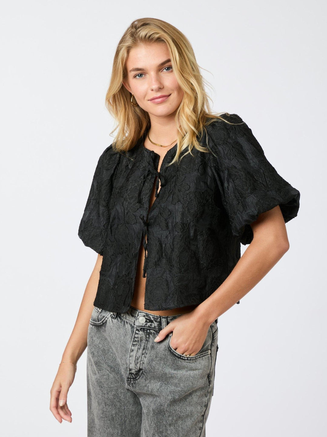 Aska Jacquard Blouse Black | Skjorter og bluser | Smuk - Dameklær på nett