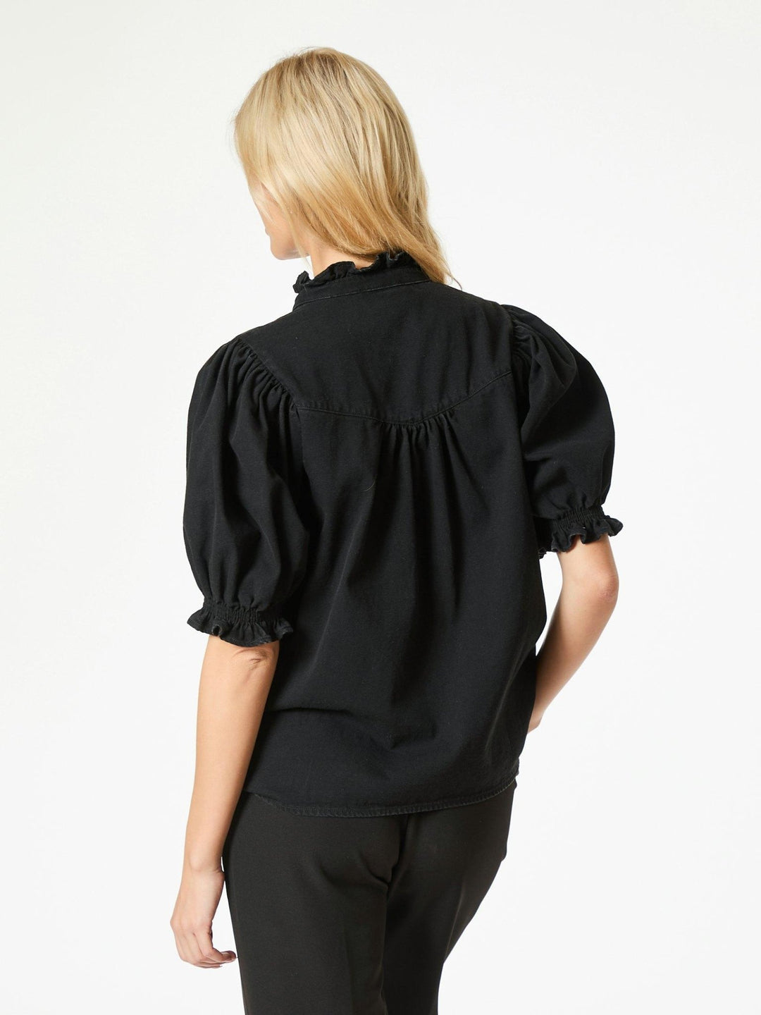 Avalon Denim Shirt Black | Skjorter og bluser | Smuk - Dameklær på nett