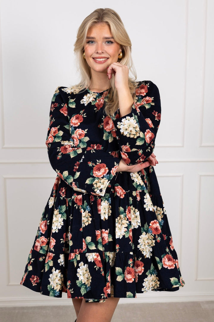 Baby Cord Shift Dress Midnight Roses | Kjoler | Smuk - Dameklær på nett