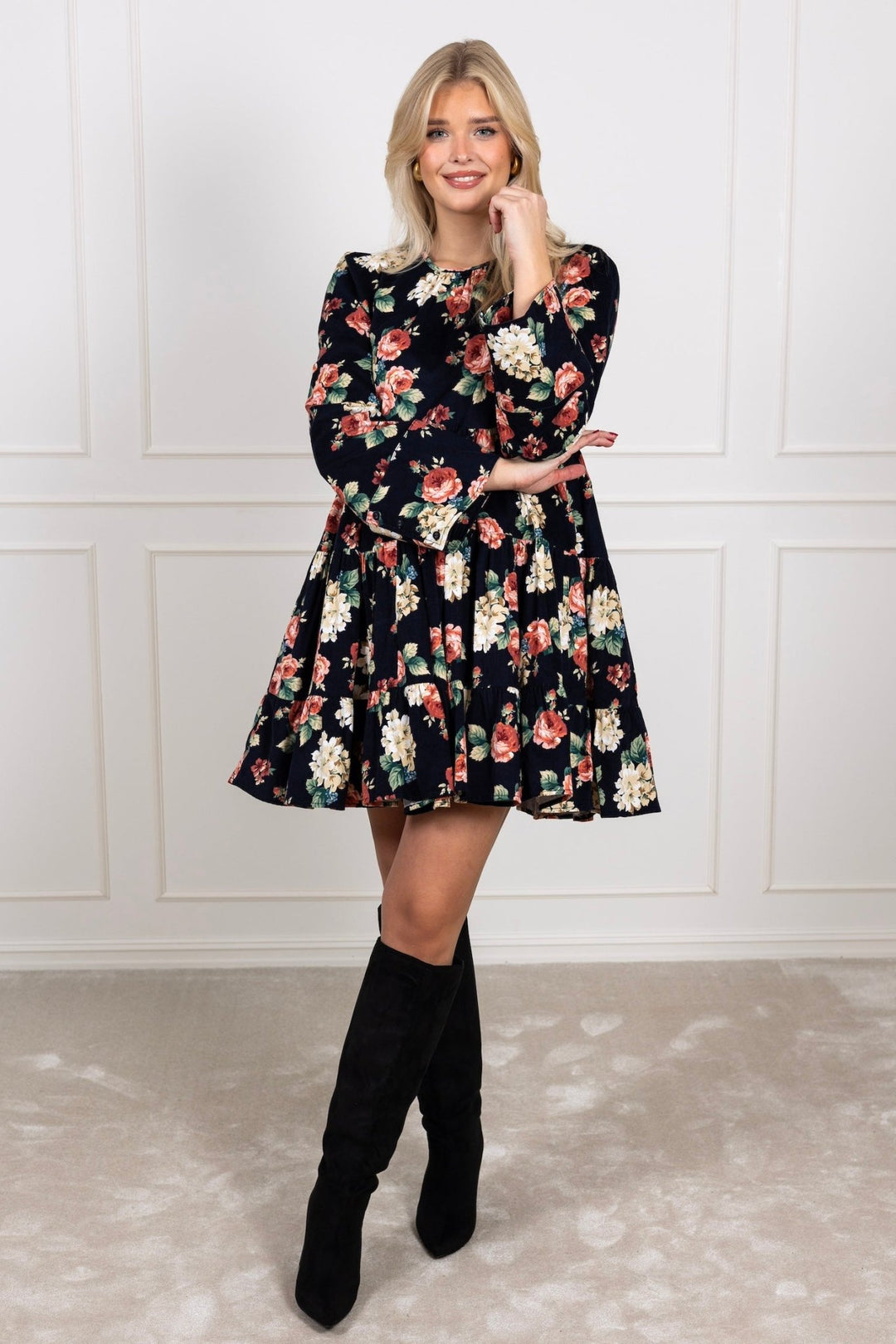 Baby Cord Shift Dress Midnight Roses | Kjoler | Smuk - Dameklær på nett