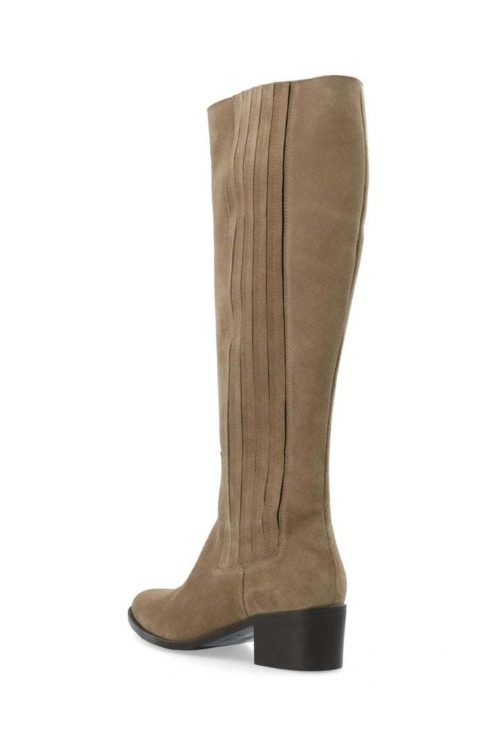 Biacarol Chelsea Knee High Boot Oily Suede Sand | Sko | Smuk - Dameklær på nett