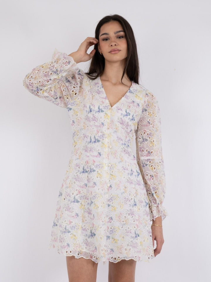 Cabana Embroidery Dress Creme | Kjoler | Smuk - Dameklær på nett