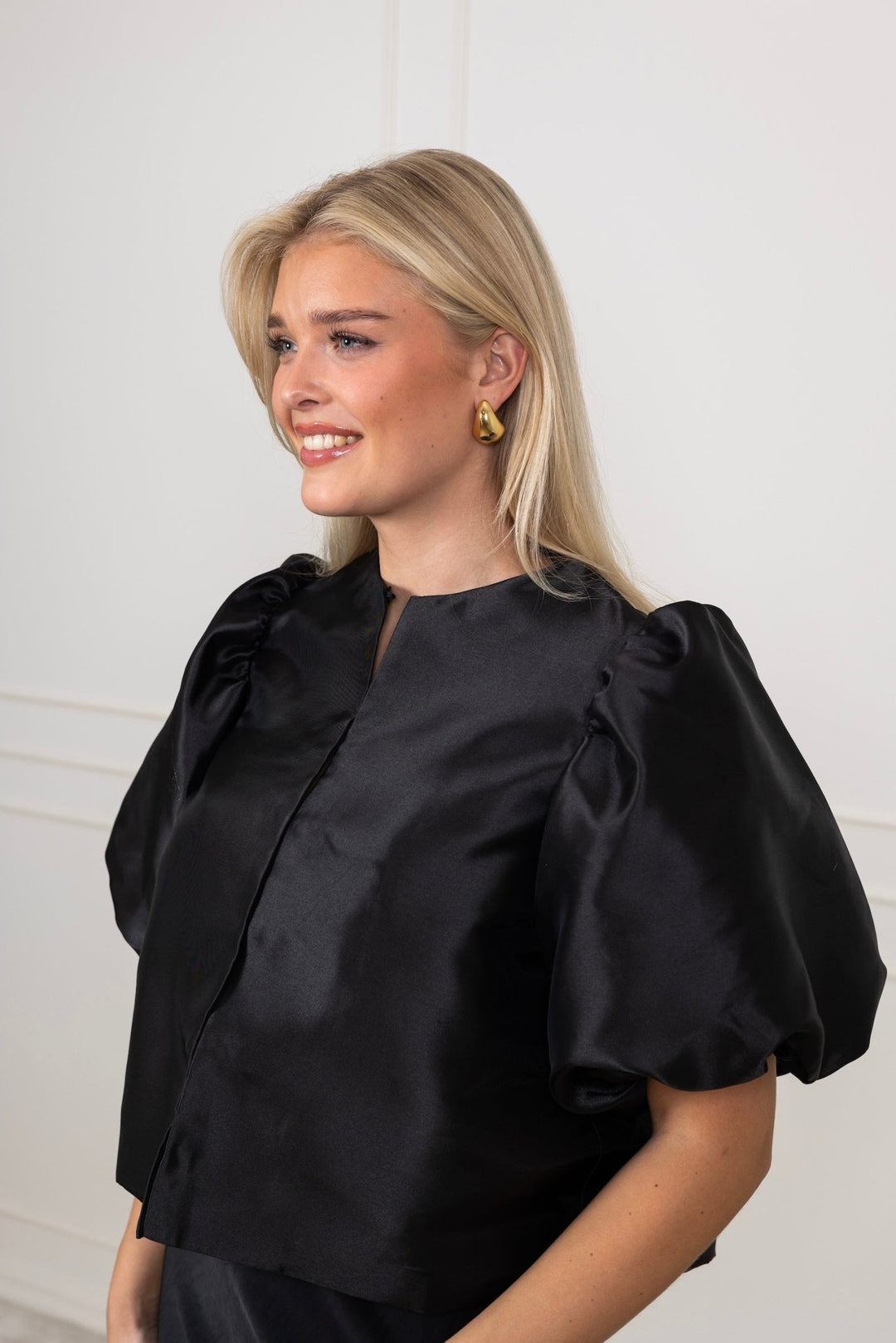 Cleo Blouse Black | Skjorter og bluser | Smuk - Dameklær på nett