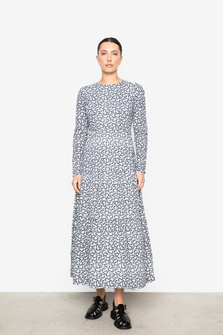 Dora Dress Navy Rosehip Print | Kjoler | Smuk - Dameklær på nett