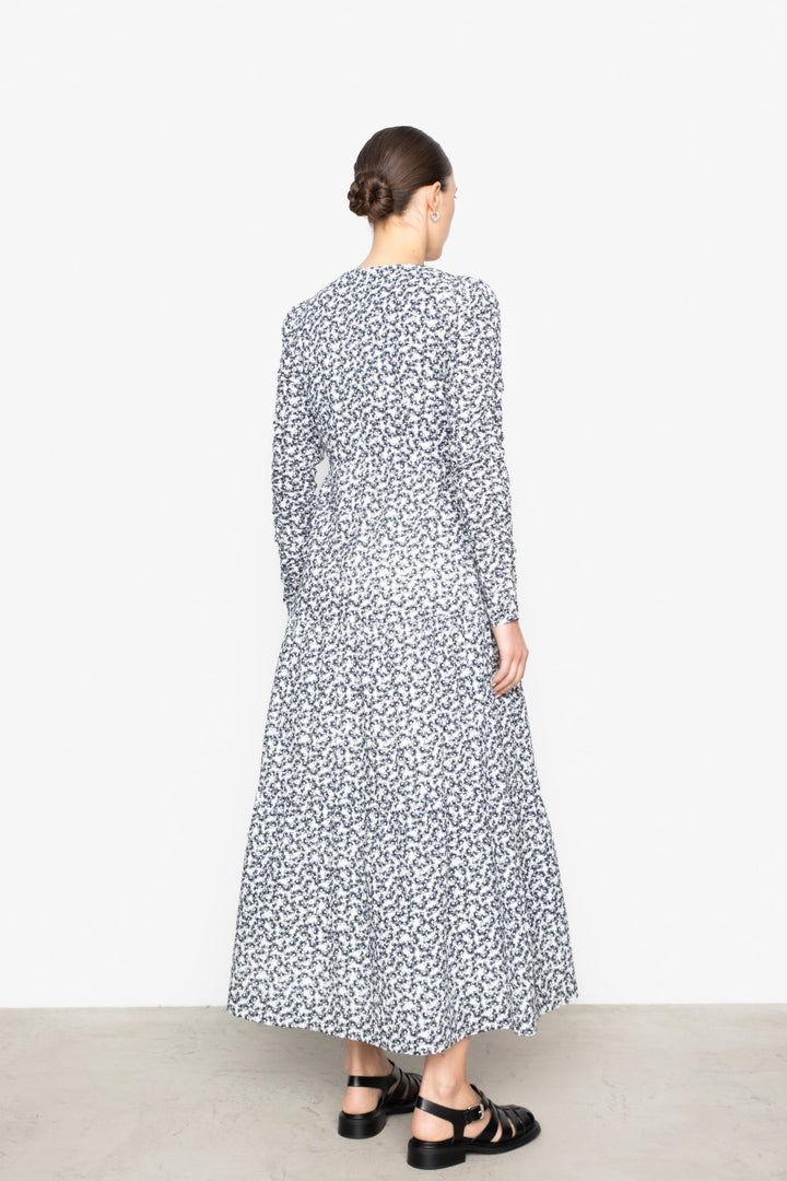 Dora Dress Navy Rosehip Print | Kjoler | Smuk - Dameklær på nett