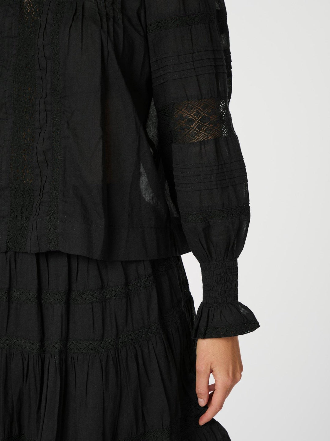 Ebba S Voile Blouse Black | Skjorter og bluser | Smuk - Dameklær på nett