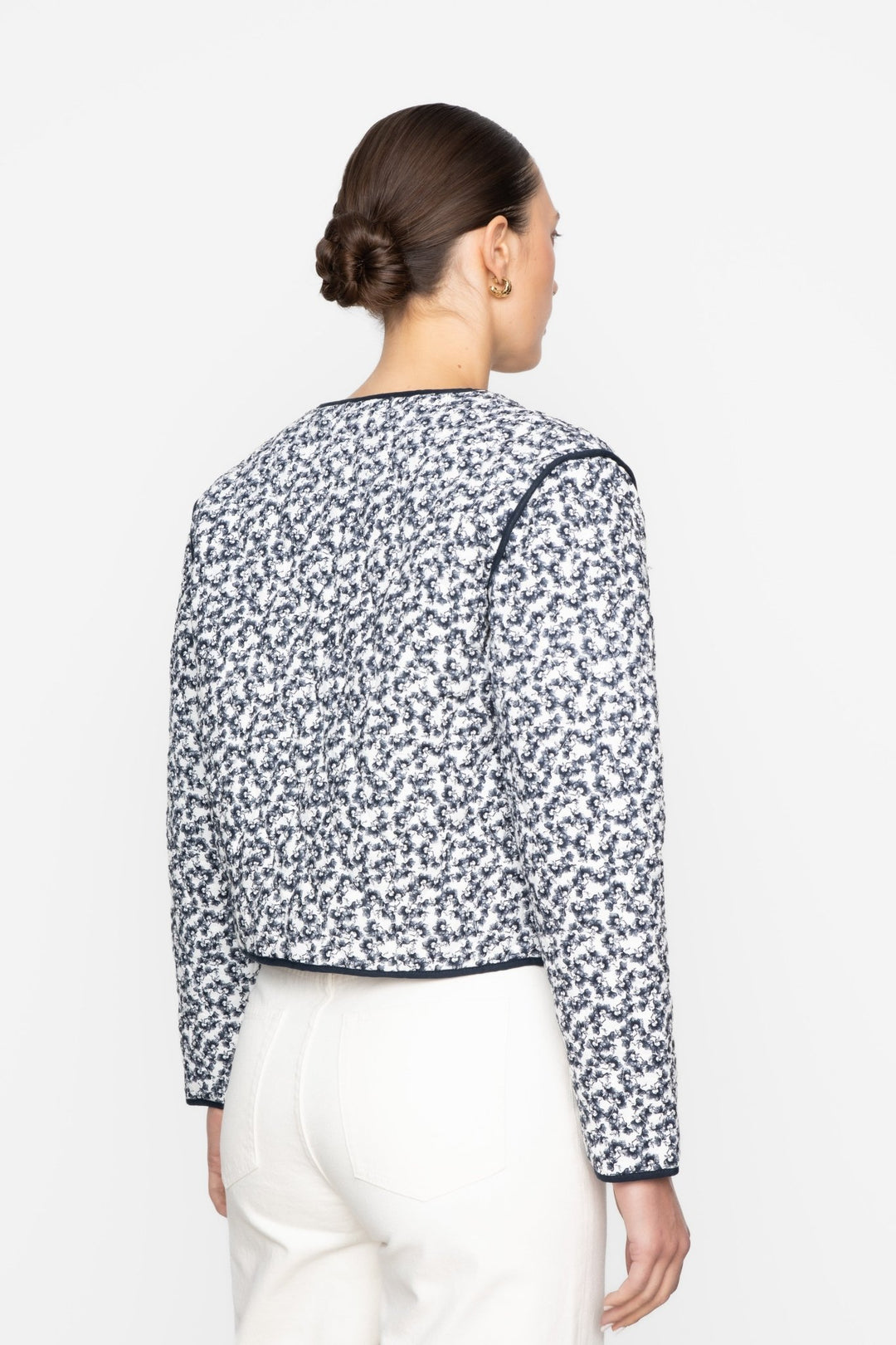 Elvera Jacket Navy Rosehip Print | Yttertøy | Smuk - Dameklær på nett