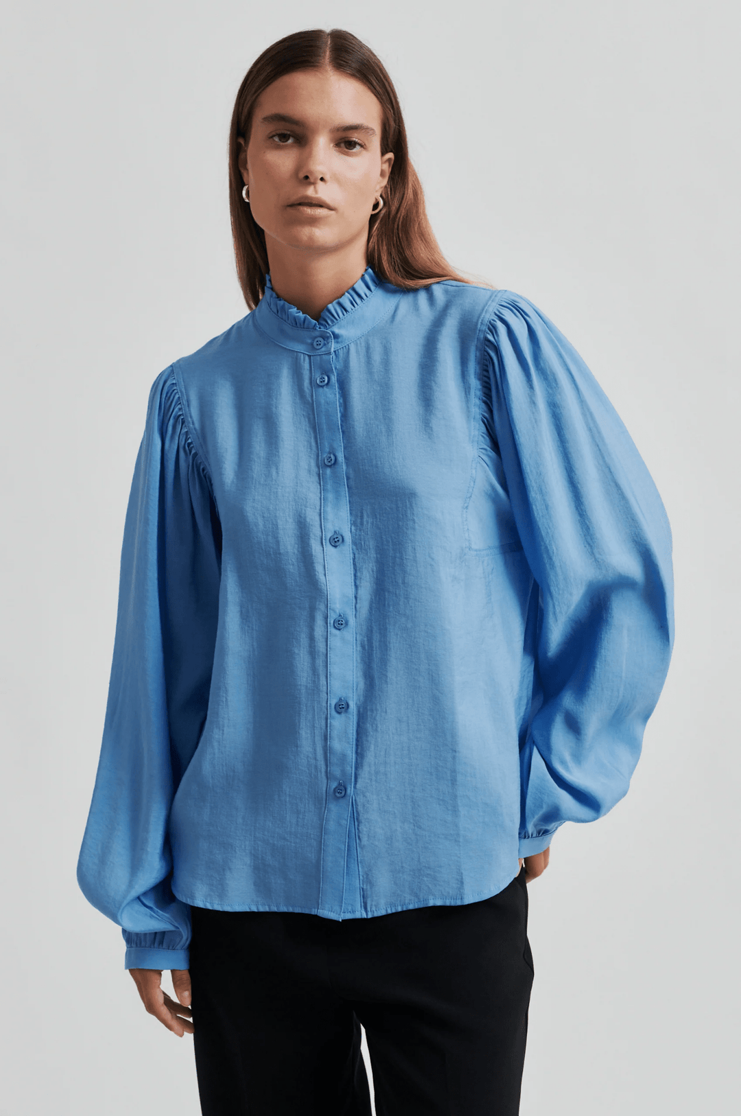 Emelia Shirt Marina | Skjorter og bluser | Smuk - Dameklær på nett