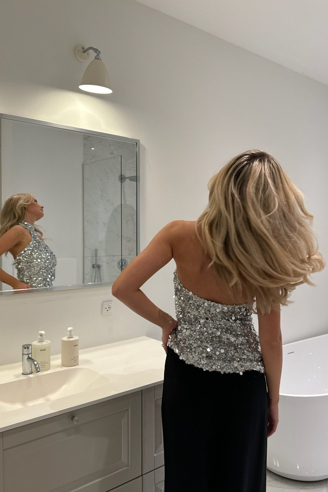 Emilyic Top Silver Sequin | Topper | Smuk - Dameklær på nett