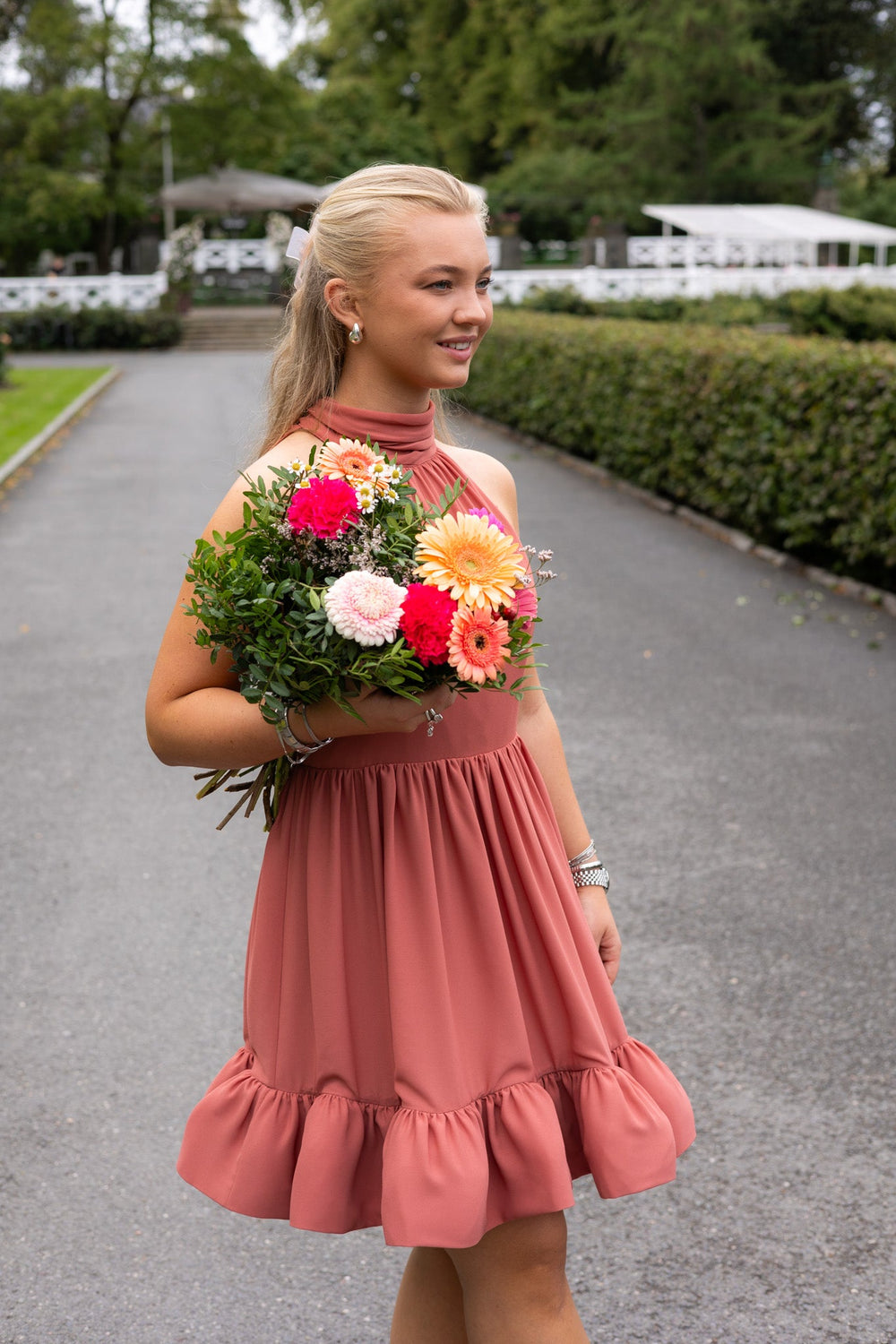 Fern Halterneck Ruffled Mini Dress Terracotta | Kjoler | Smuk - Dameklær på nett