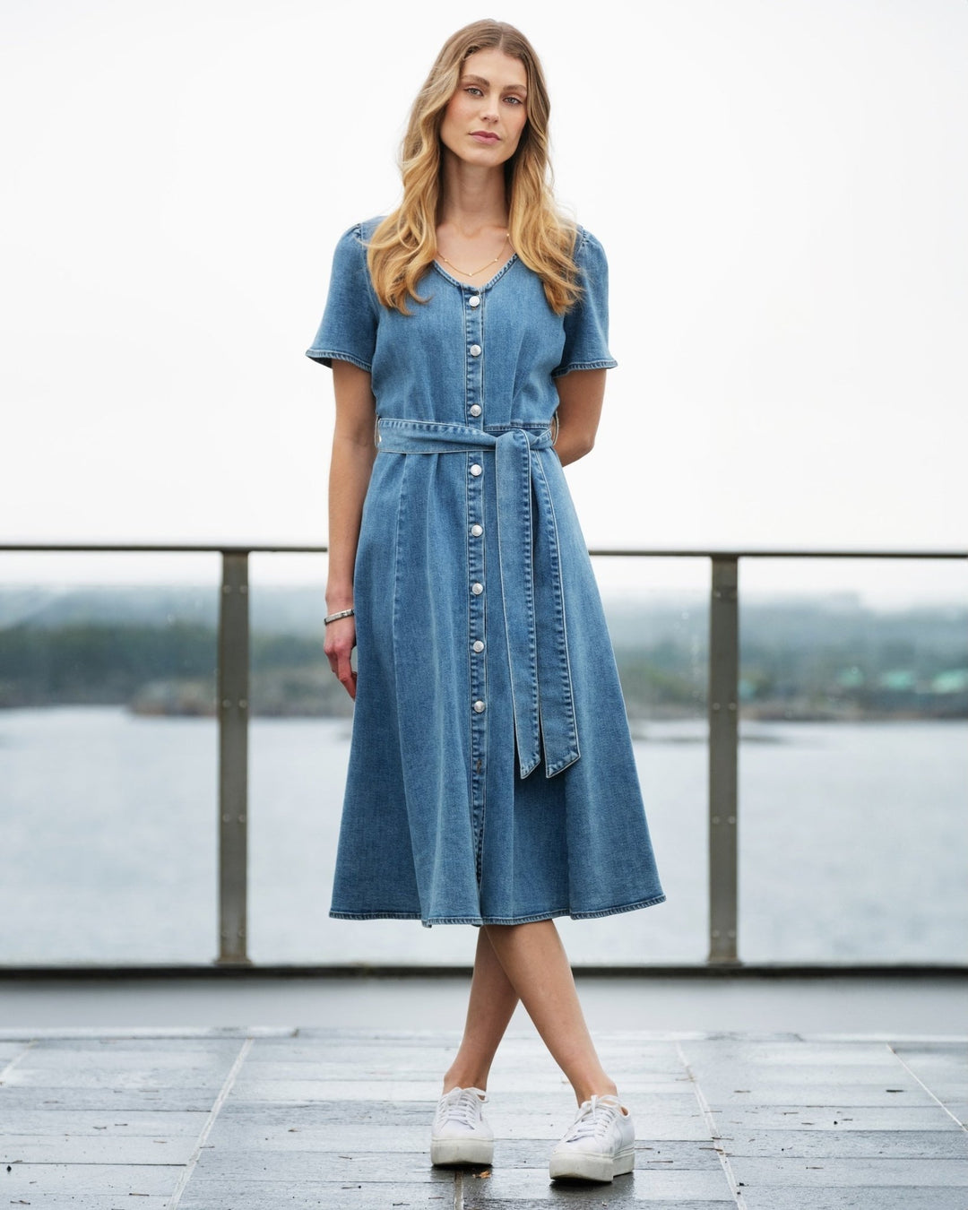 Firenze Dress Lht Blue Denim | Kjoler | Smuk - Dameklær på nett