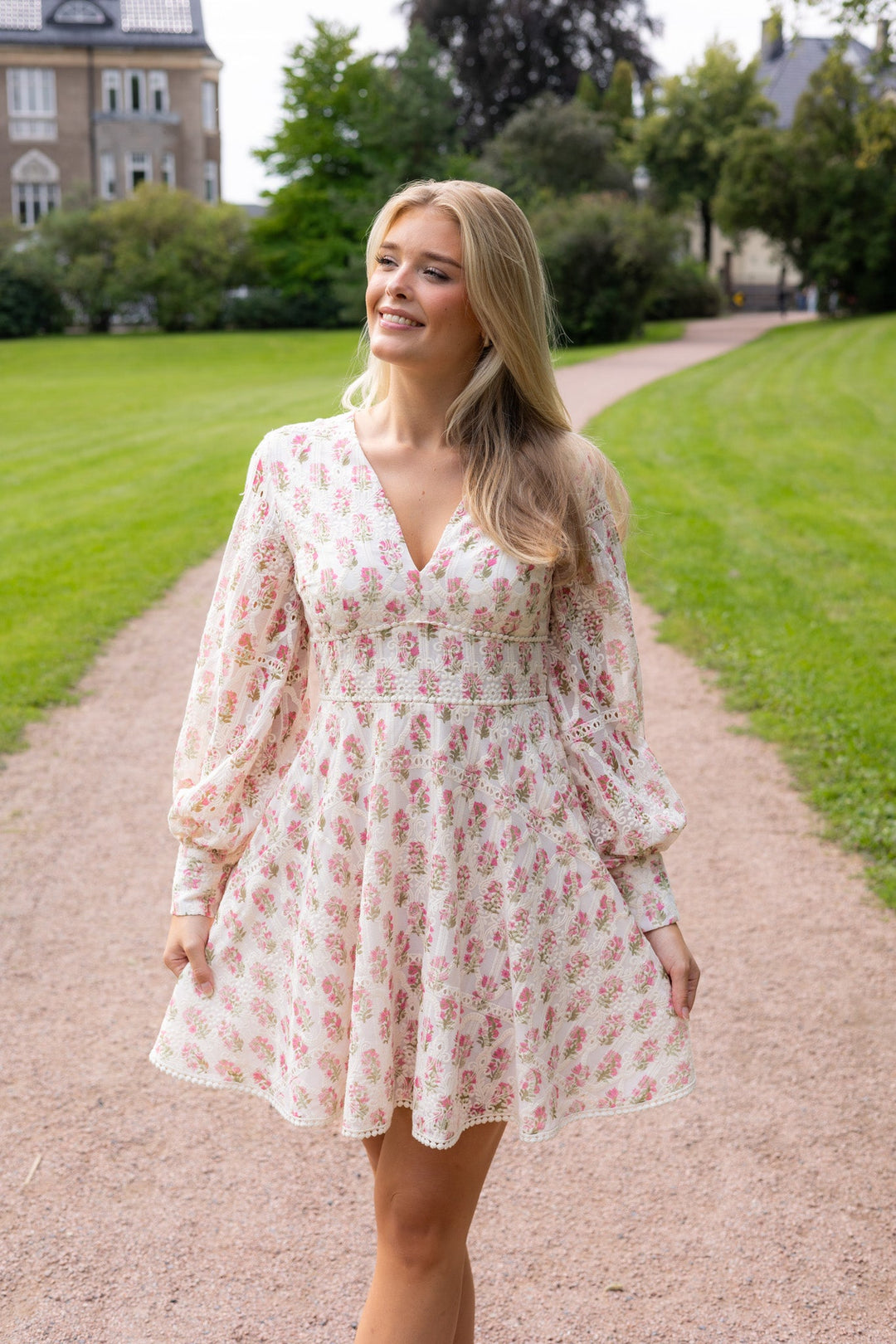 Freya Dress Pink Lily | Kjoler | Smuk - Dameklær på nett