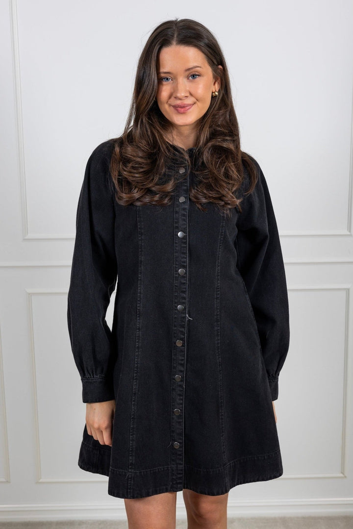 Hanne Denim Dress Black | Kjoler | Smuk - Dameklær på nett