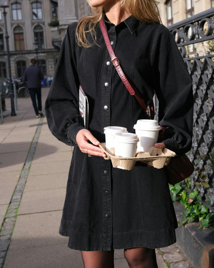 Hanne Denim Dress Black | Kjoler | Smuk - Dameklær på nett