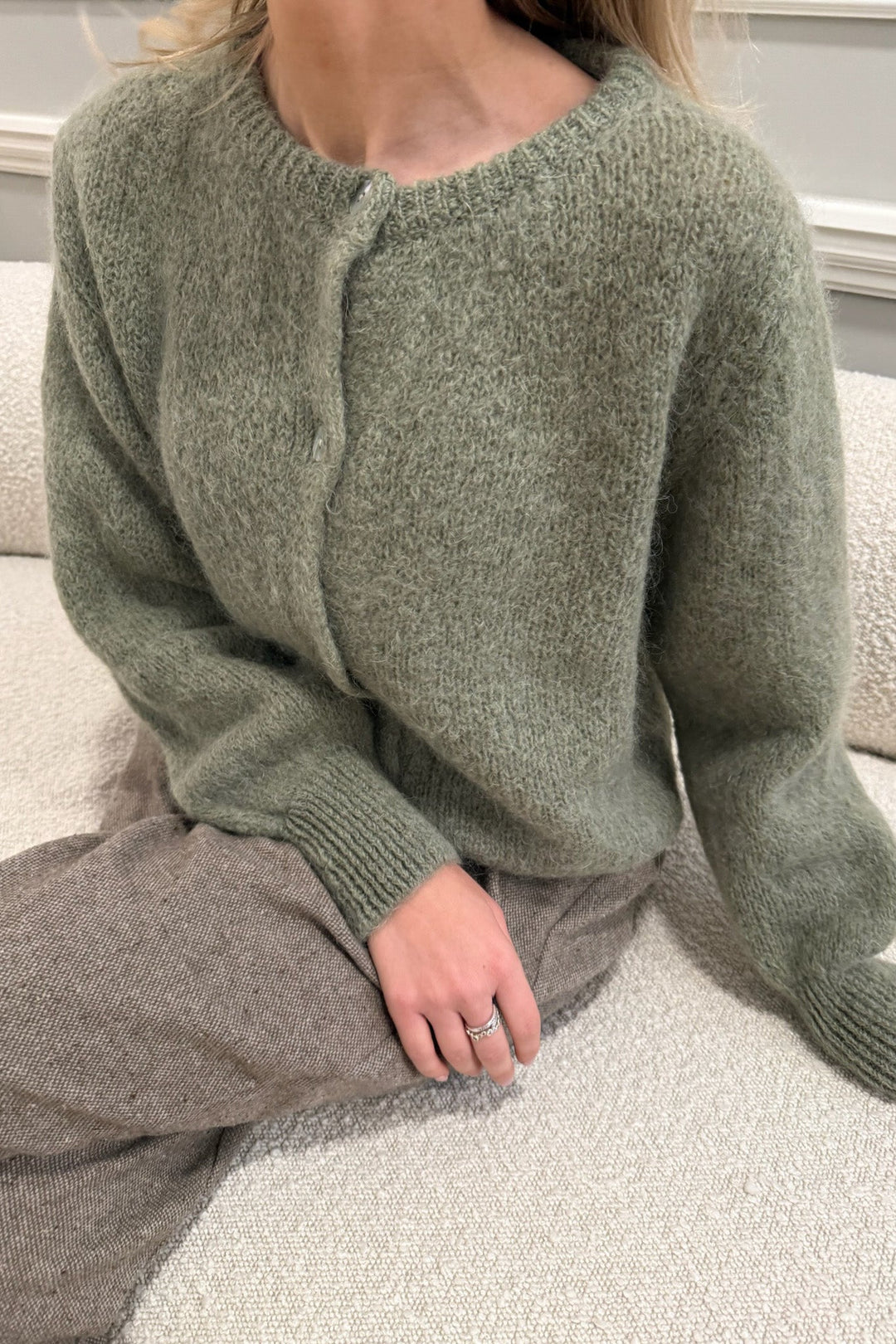 Ida Cardigan Olive | Genser | Smuk - Dameklær på nett