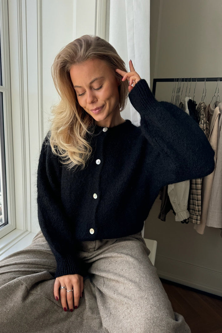 Idaic Cardigan Black | Genser | Smuk - Dameklær på nett