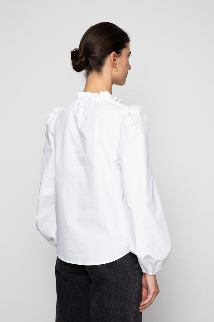 Infinity Blouse White | Skjorter og bluser | Smuk - Dameklær på nett