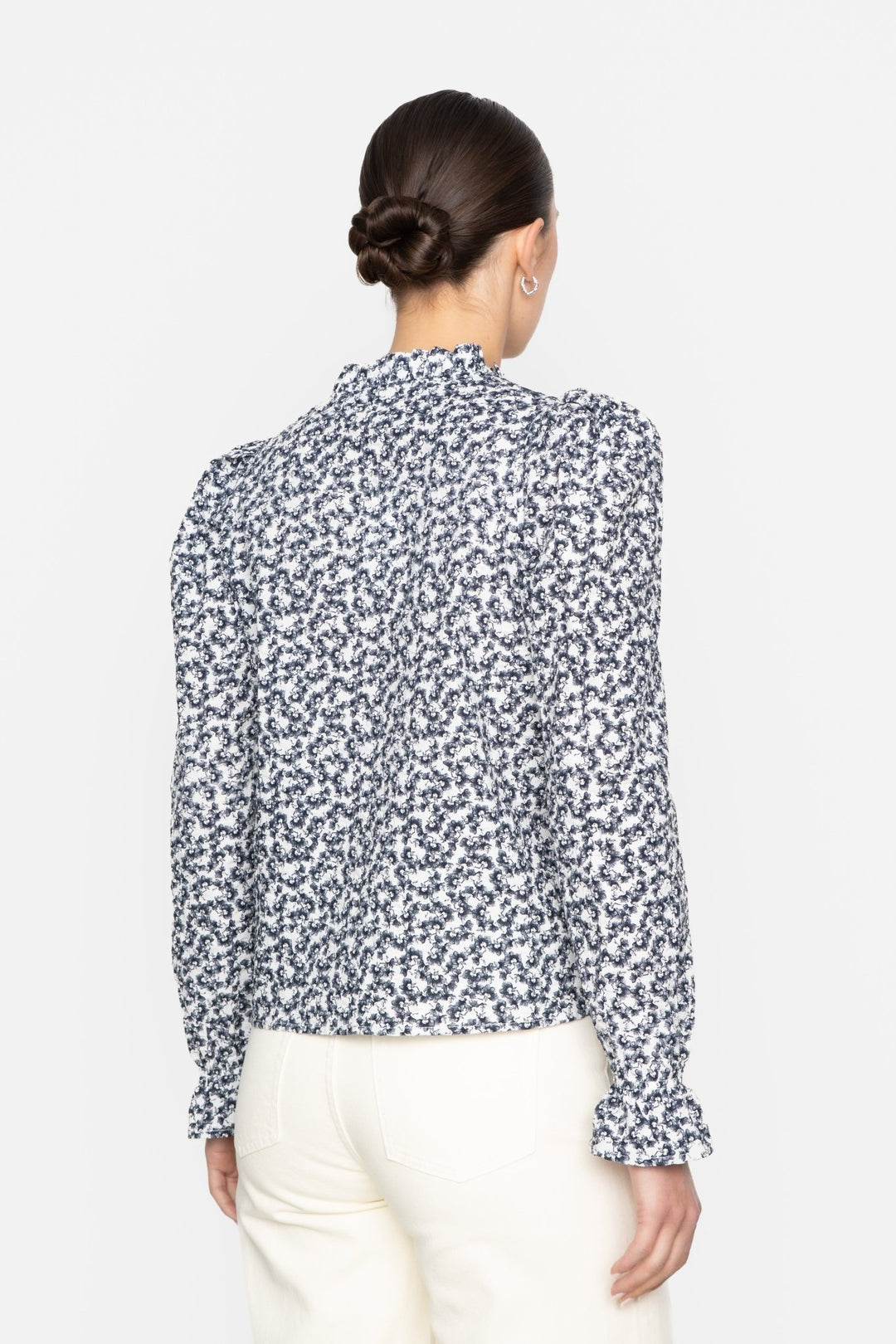 Jenny Blouse Navy Rosehip Print | Skjorter og bluser | Smuk - Dameklær på nett