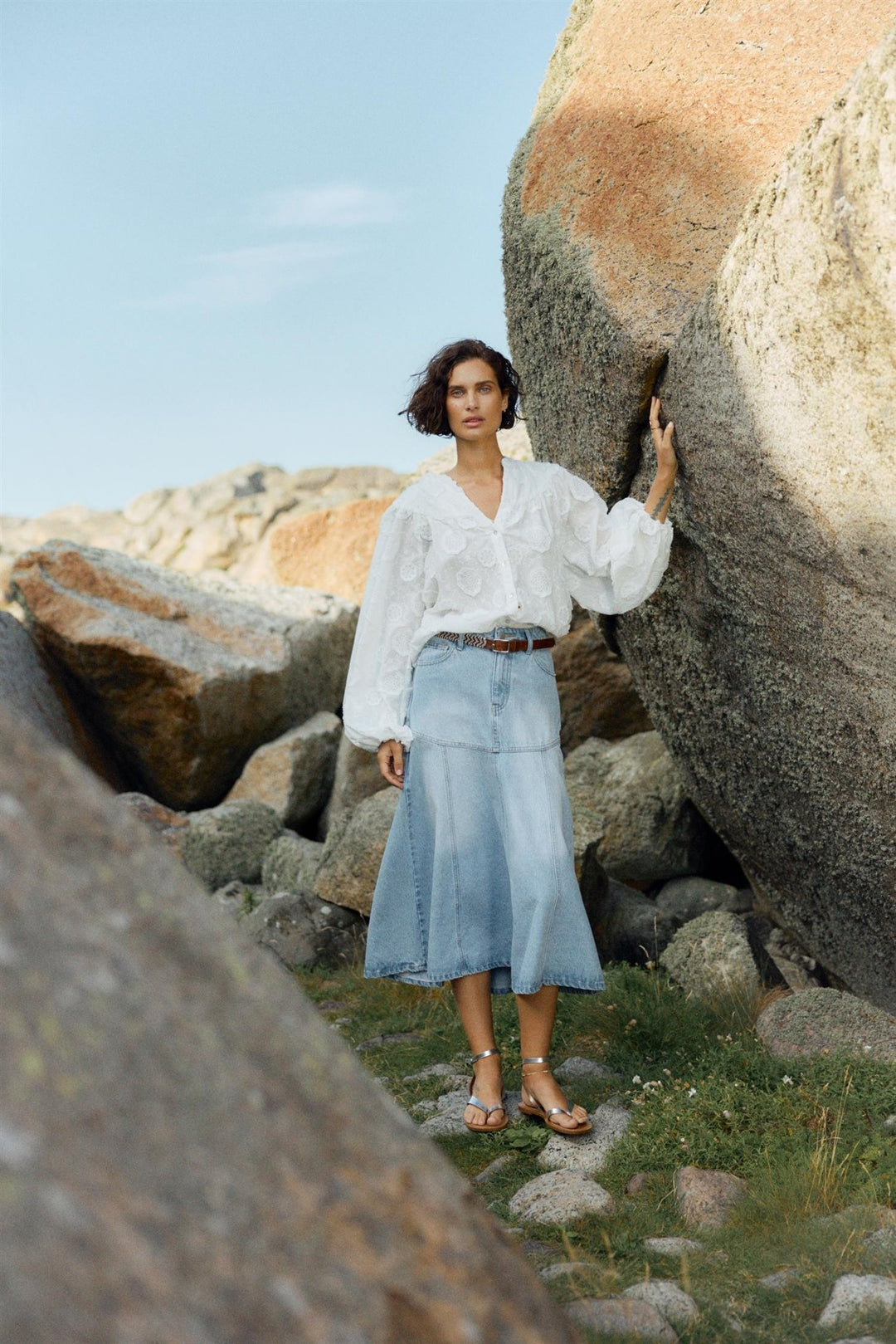 Joan Embroidery Blouse White | Skjorter og bluser | Smuk - Dameklær på nett