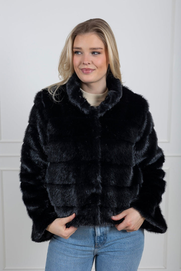 Kahlia Shaved Faux Fur Coat Black | Yttertøy | Smuk - Dameklær på nett