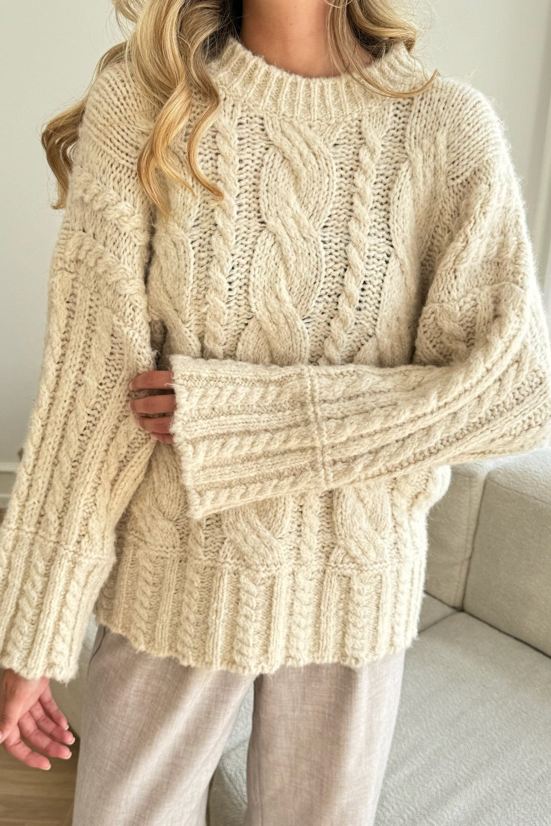 Kikiic Sweater Off White | Genser | Smuk - Dameklær på nett