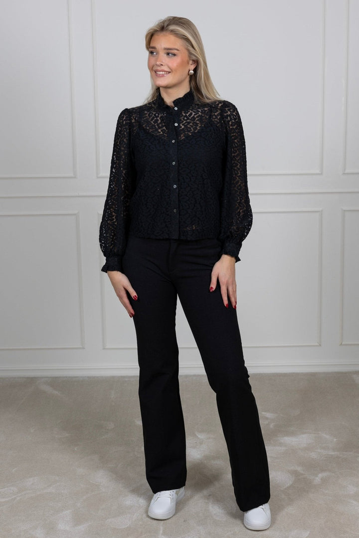 Lanna Blouse Noir | Skjorter og bluser | Smuk - Dameklær på nett