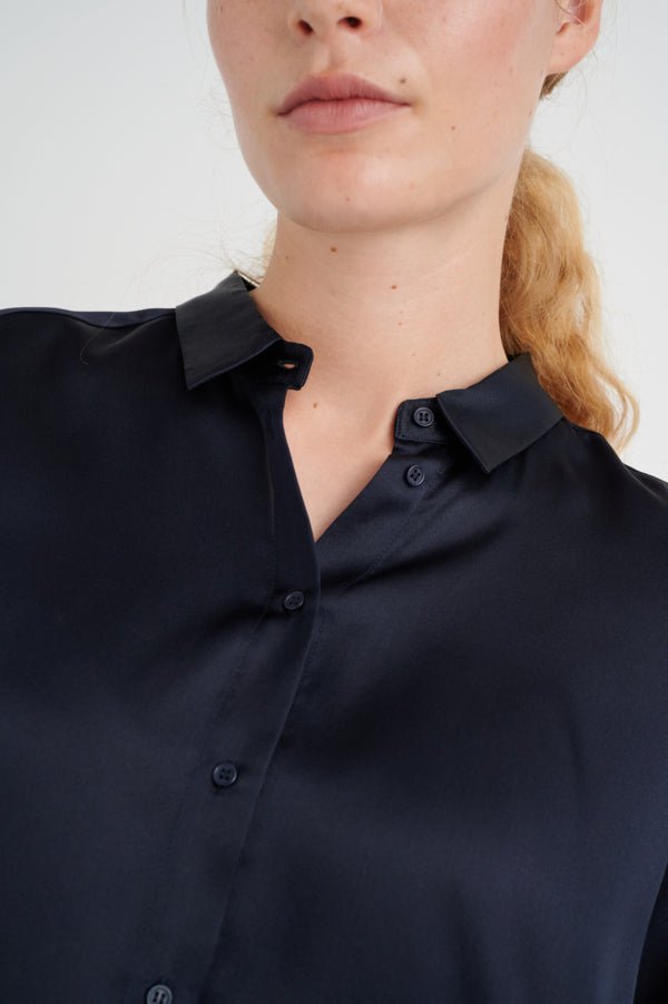 Leonore Shirt Premium Black | Skjorter og bluser | Smuk - Dameklær på nett