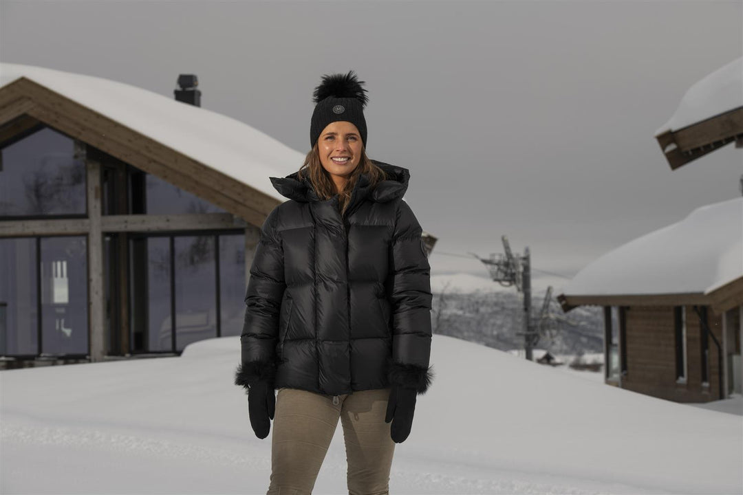 Lucie Boxy Black | Yttertøy | Smuk - Dameklær på nett