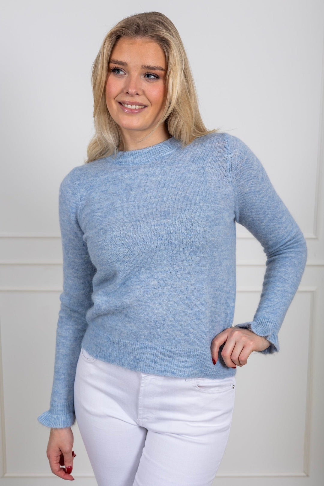 Lulu Ls Knit Frill Cuff O - Neck Cashmere Blue Melange | Genser | Smuk - Dameklær på nett