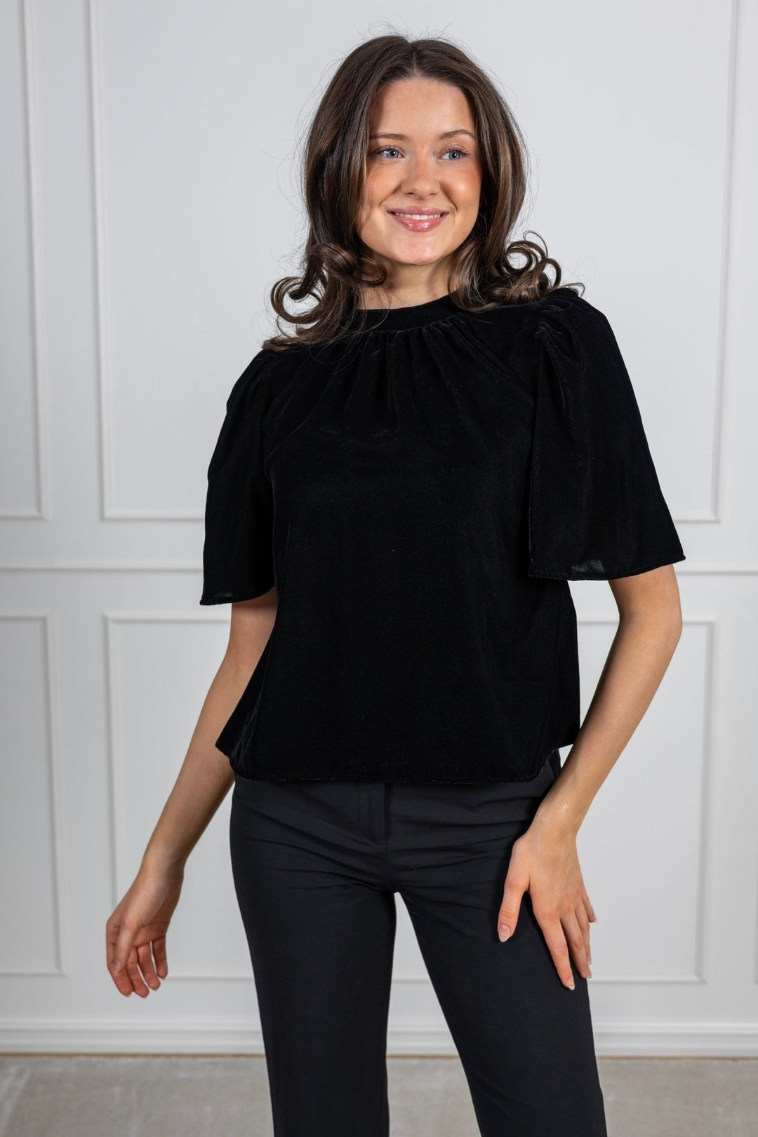 Lulu Top Velvet Black | Topper | Smuk - Dameklær på nett