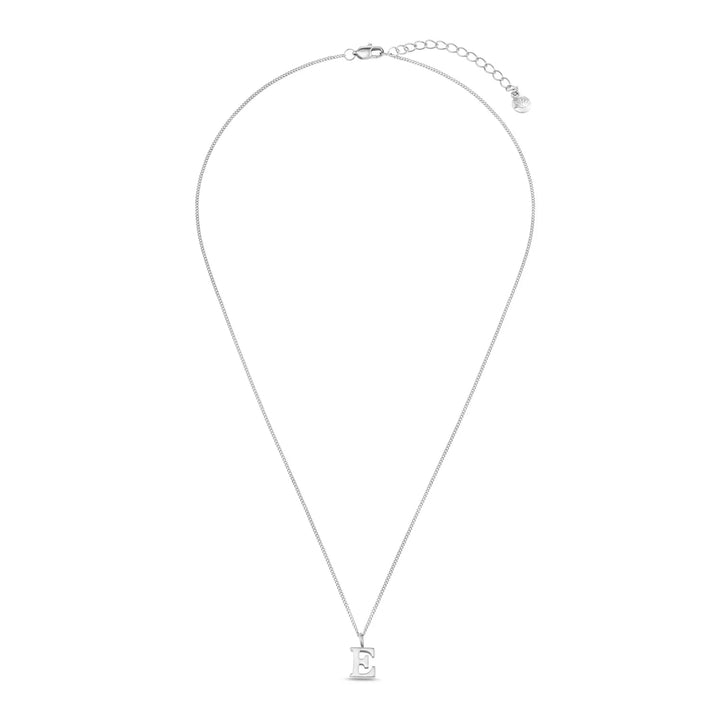 Luxe E Initial Necklace Silver | Accessories | Smuk - Dameklær på nett