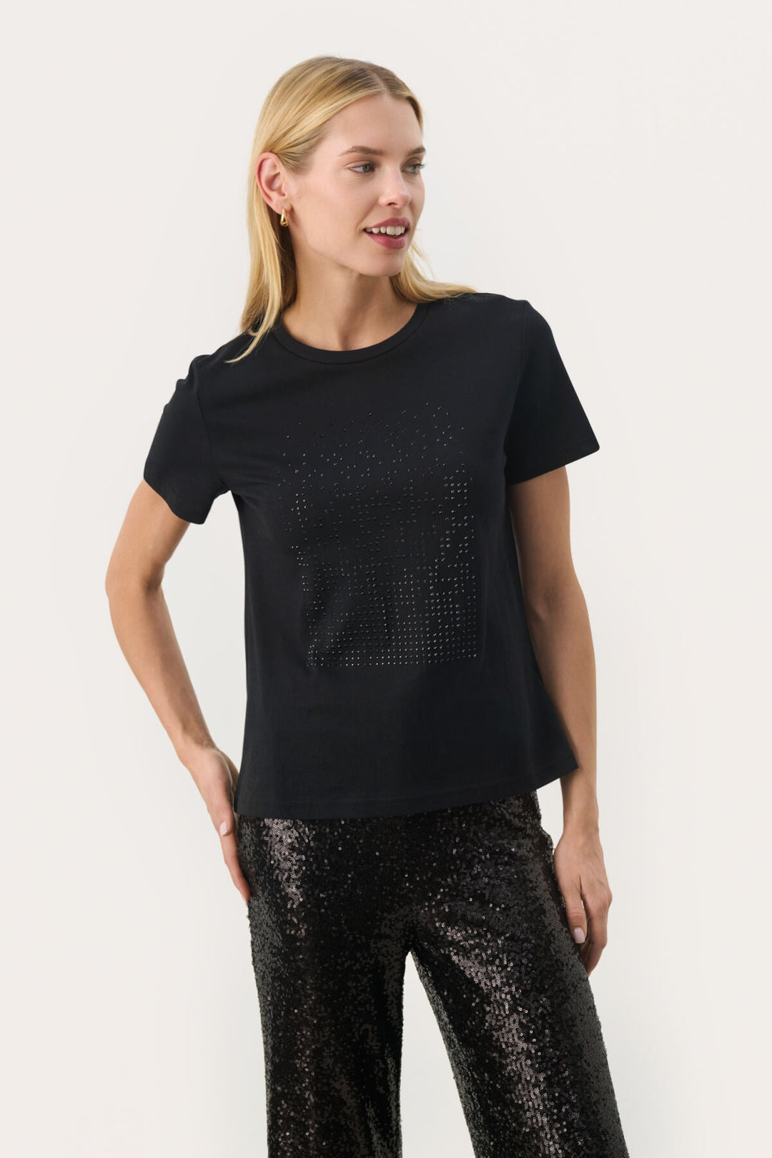 Maggipw T-Shirt Black And Black Shine | Topper | Smuk - Dameklær på nett