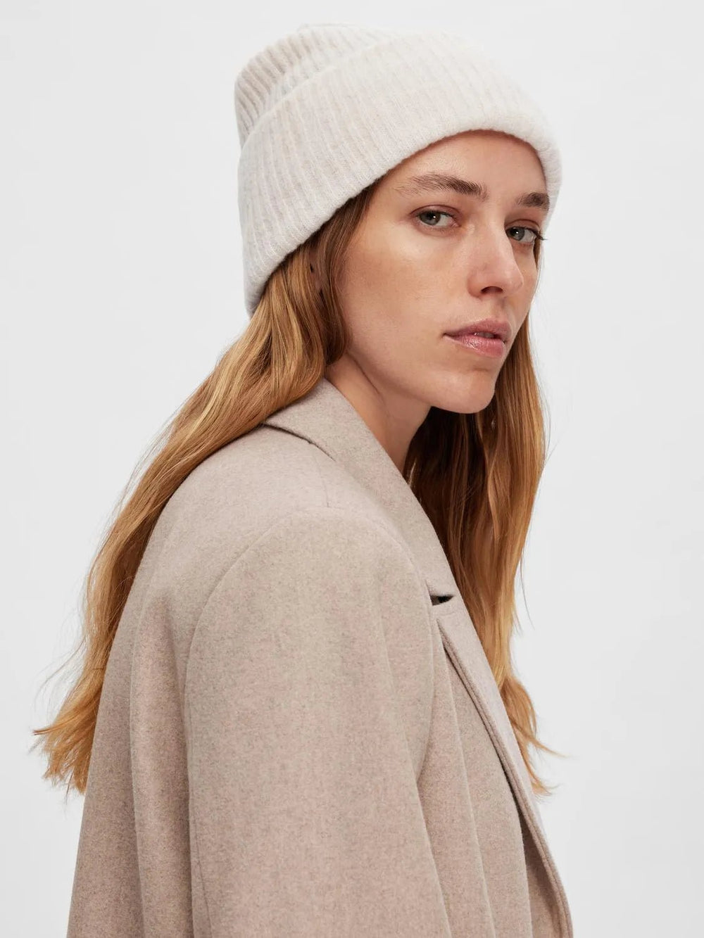 Maline Knit Beanie Birch Melange | Accessories | Smuk - Dameklær på nett