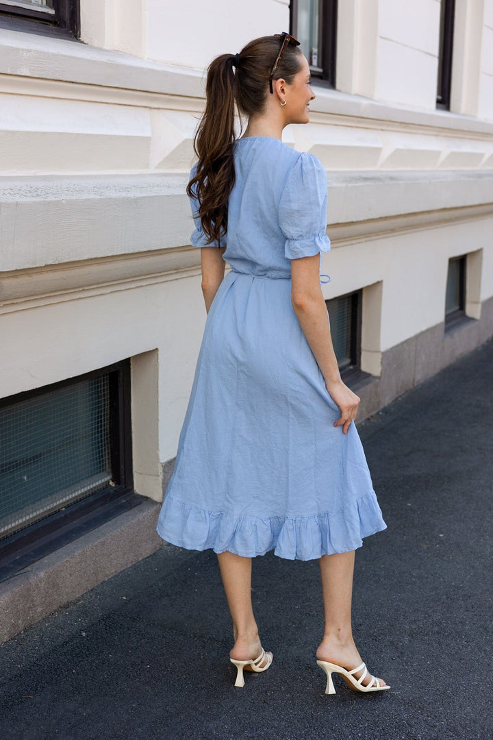 Marietta Linen Dress Light Blue | Kjoler | Smuk - Dameklær på nett