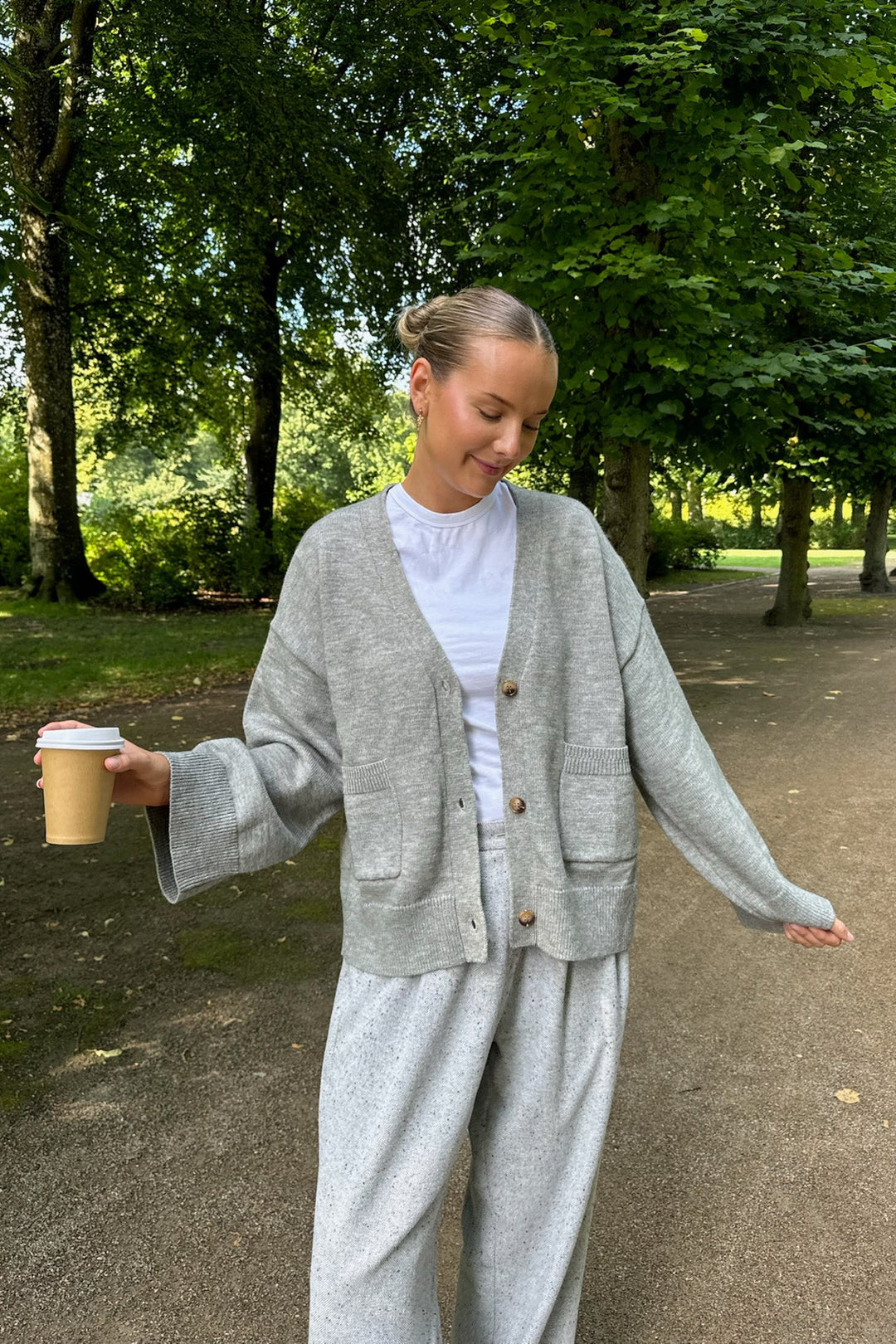 Mollyic Cardigan Grey | Topper | Smuk - Dameklær på nett