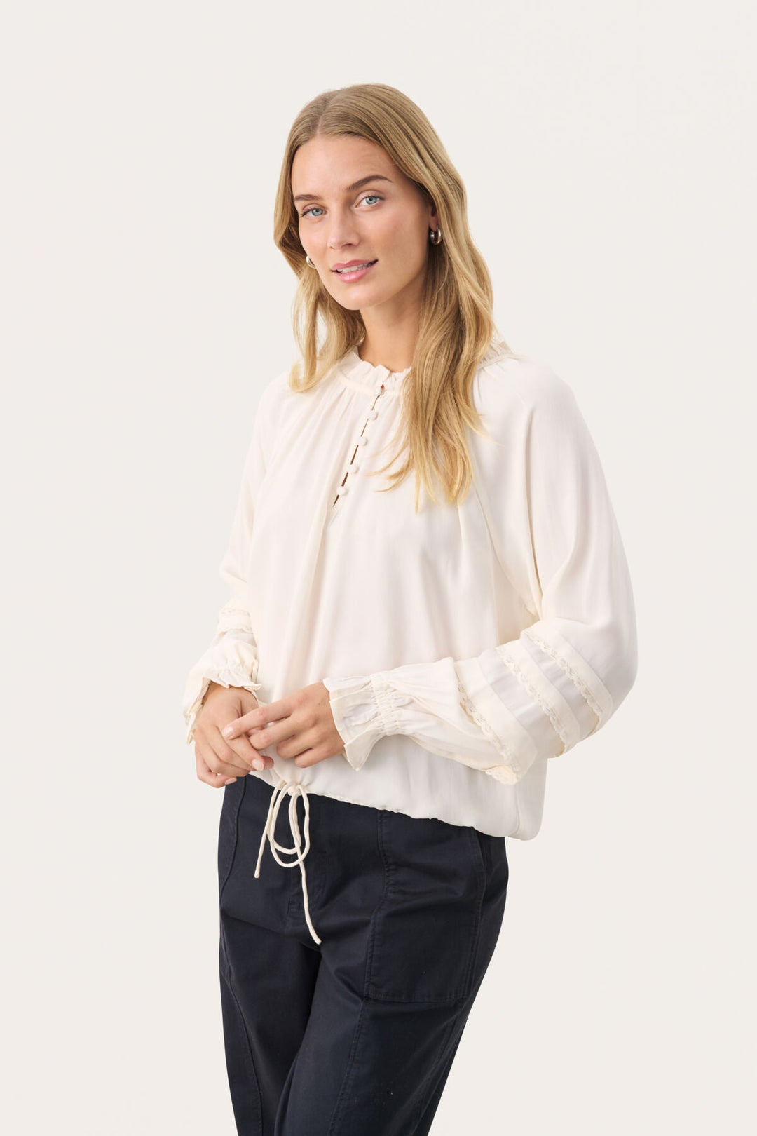 Narachapw Blouse Eggnog | Skjorter og bluser | Smuk - Dameklær på nett