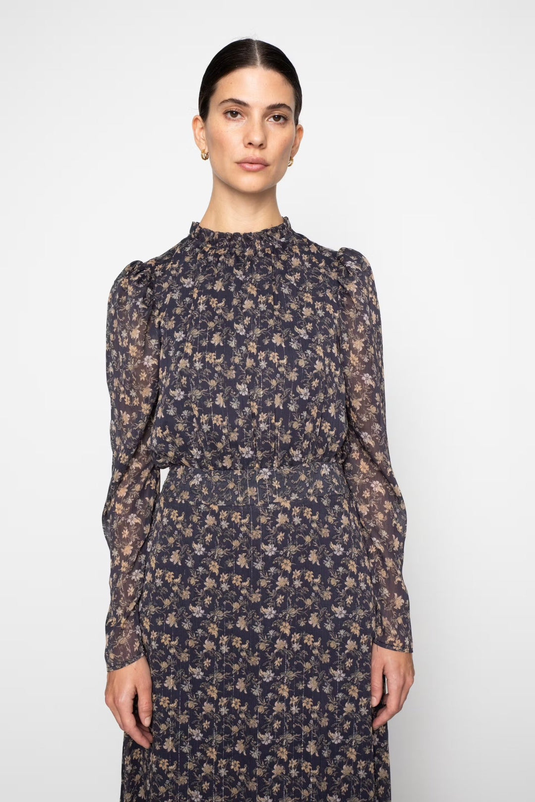 Nora Dress Navy Dahlia Print | Kjoler | Smuk - Dameklær på nett