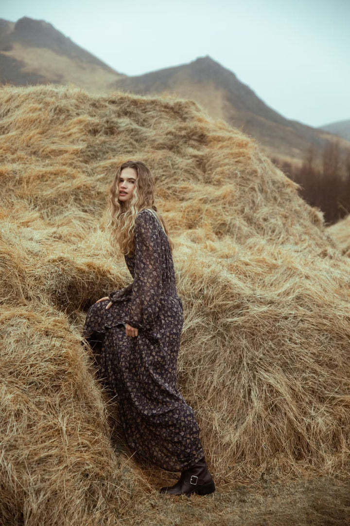 Nora Dress Navy Dahlia Print | Kjoler | Smuk - Dameklær på nett