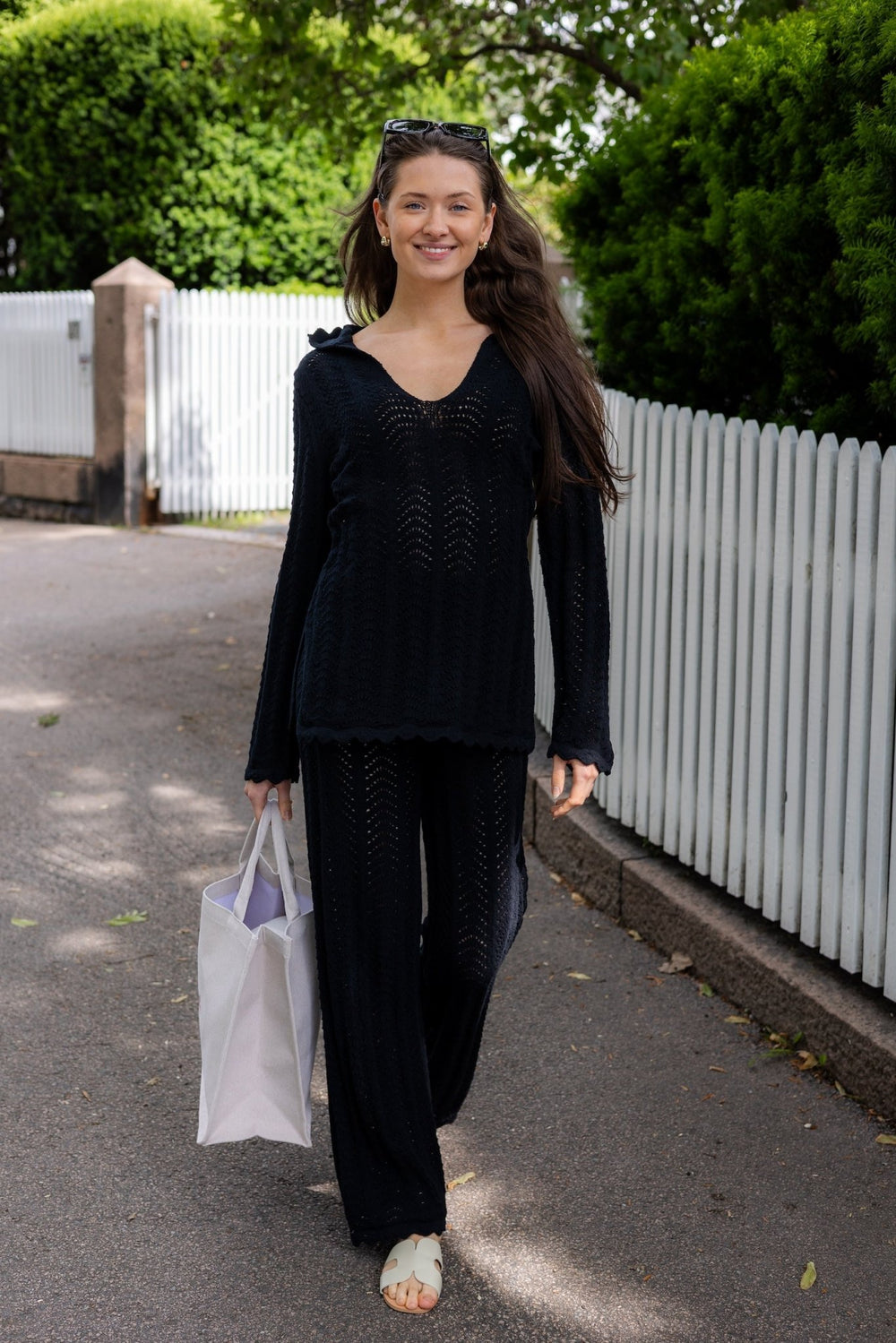 Ophelia Sweater Black | Genser | Smuk - Dameklær på nett