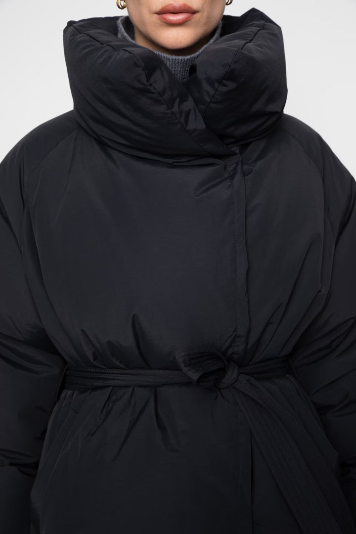 Orion Down Jacket Black | Yttertøy | Smuk - Dameklær på nett