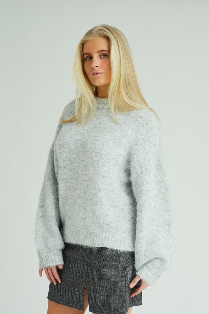 Patrisia Solid Knit Pullover Light Grey Melange | Genser | Smuk - Dameklær på nett