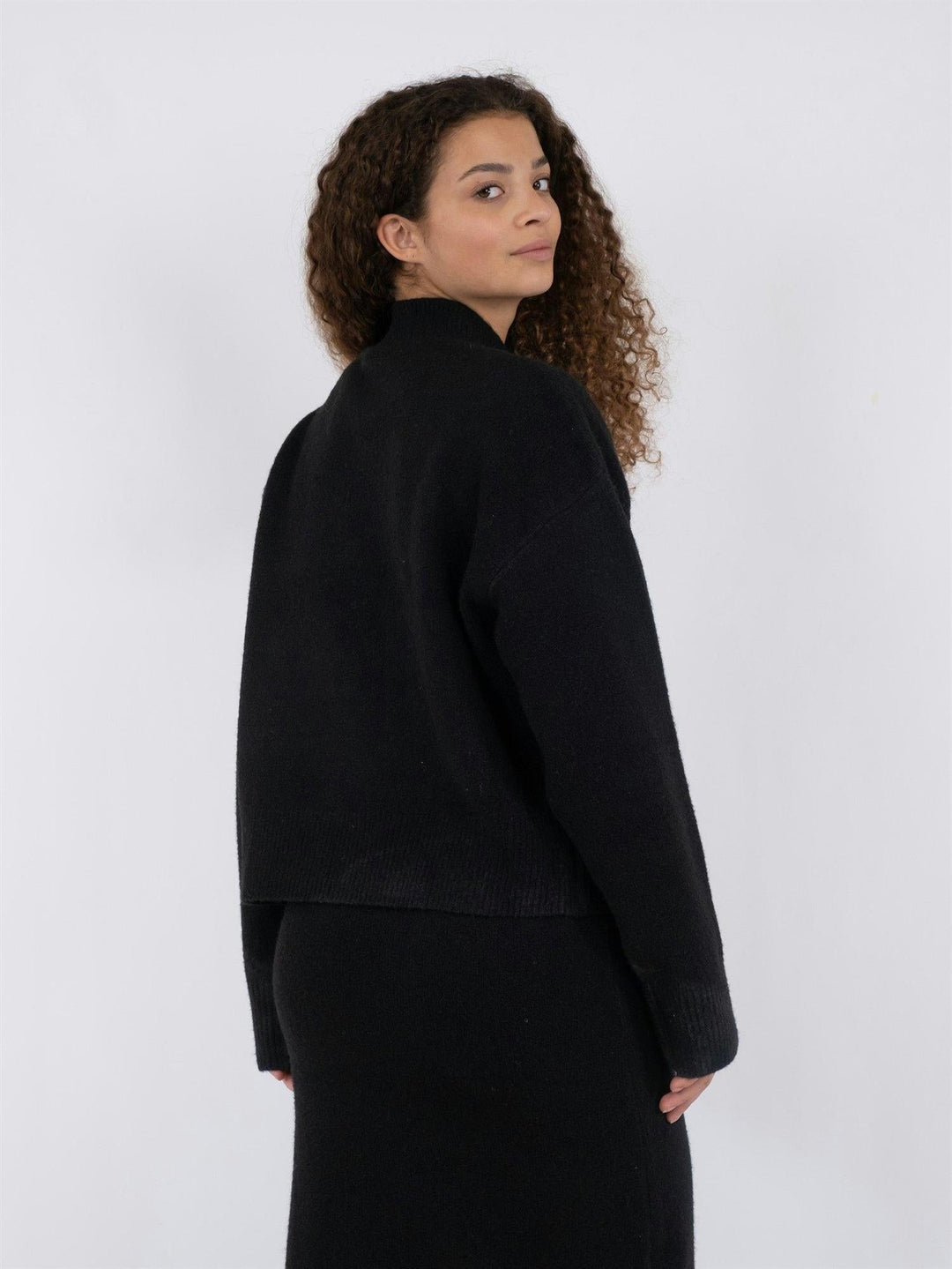 Paulina Knit Blouse Black | Genser | Smuk - Dameklær på nett