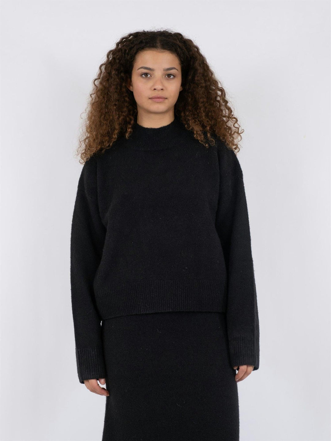 Paulina Knit Blouse Black | Genser | Smuk - Dameklær på nett